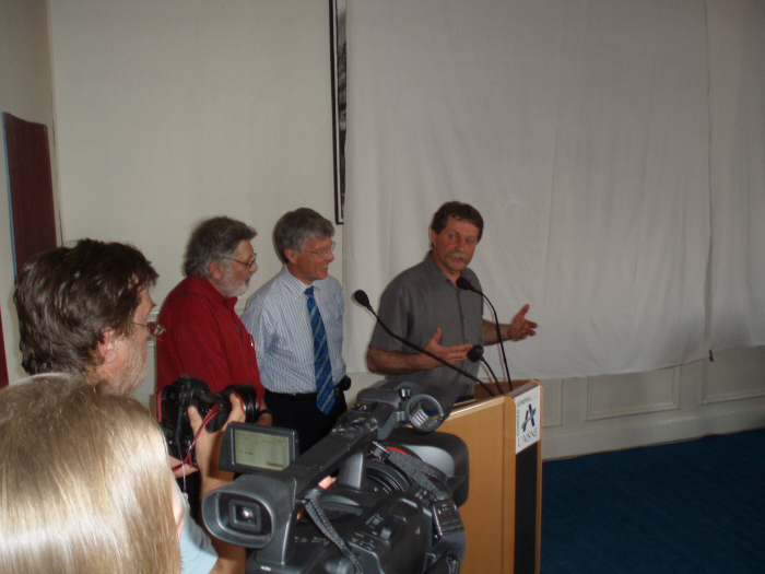 Dévoilement de l'oeuvre de Tardi